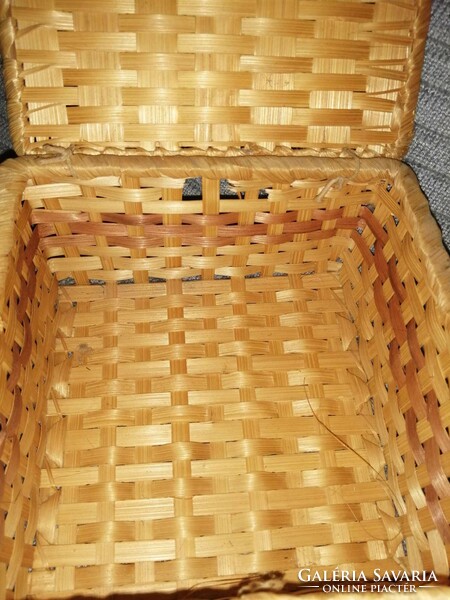 Wicker box 15*15* 9 cm (a9)