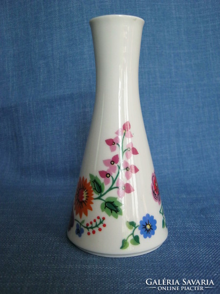 Porcelain vase with wildflowers