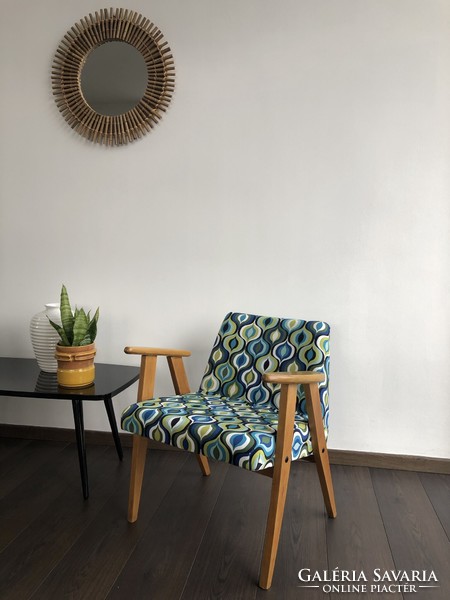 2 restored, retro, mid-century Józef Chierowski model 366 armchairs