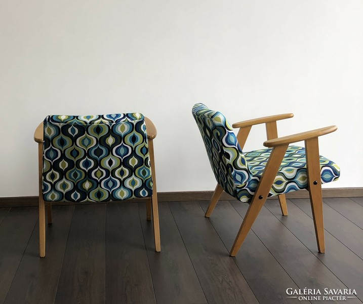 2 restored, retro, mid-century Józef Chierowski model 366 armchairs