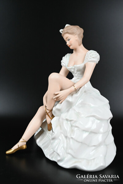 Large wallendorf porcelain statue, ballerina, dancer