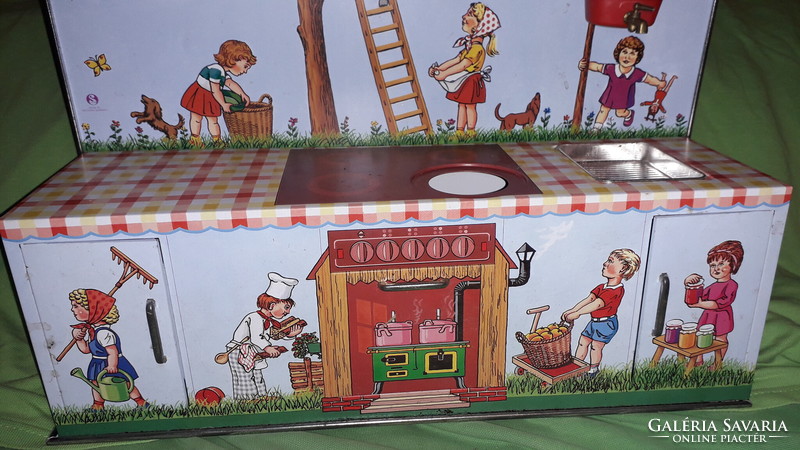 Retro metal plate German sheet metal baby kitchen box with accessories 33x40x15cm as shown in the pictures