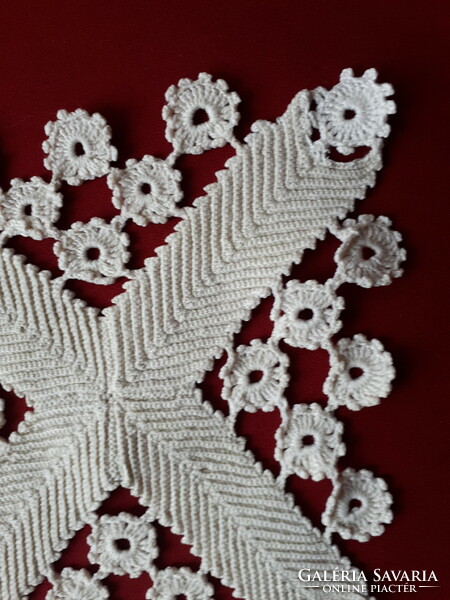 Beautiful vintage Irish lace tablecloth