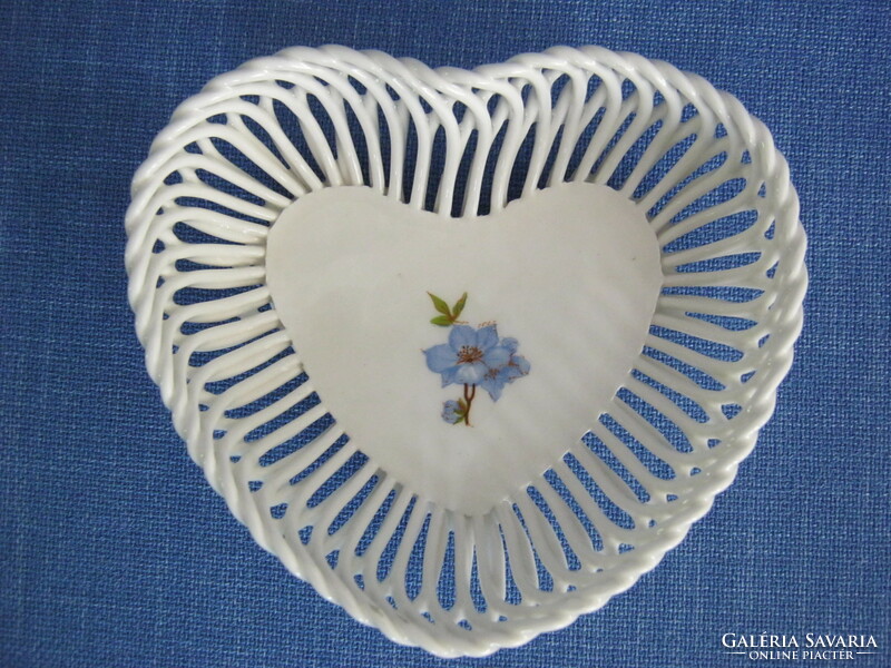 Szív alakú kék virágos kerámia tálka