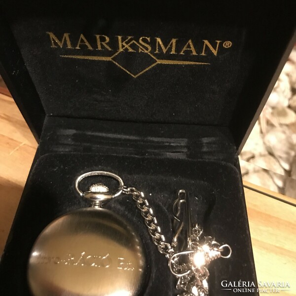 Perfectly working pocket watch in its box