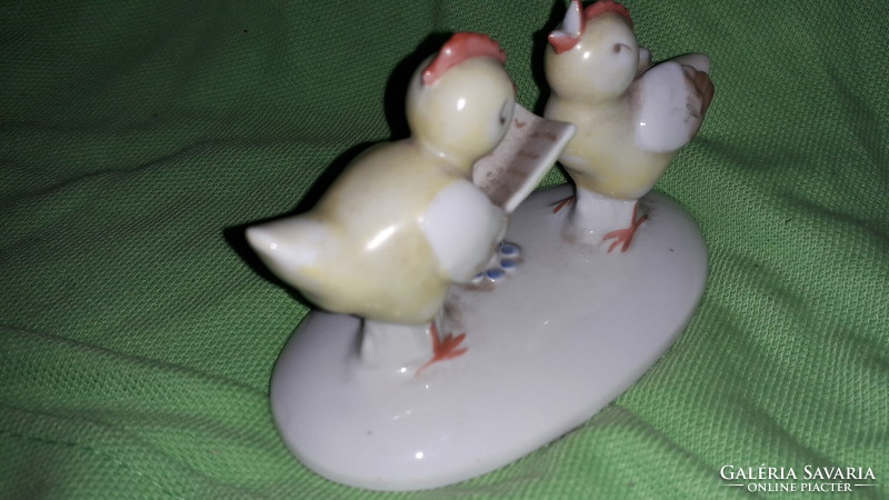 Tündéri Art Deco Metzler & Ortloff Ilmenau porcelán figura kottából éneklő kiscsibék 6 x 9cm