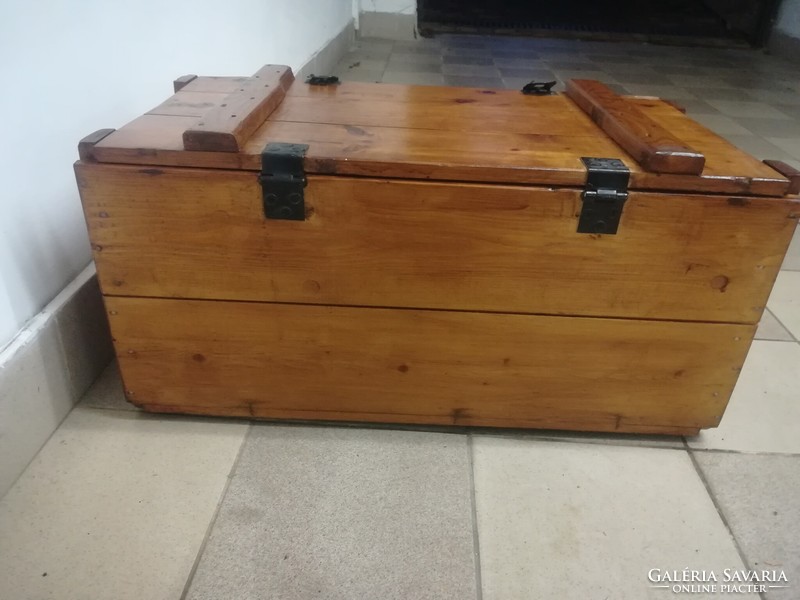 Rustic wooden chest, with a rope handle on the side, 82*43* 39 cm
