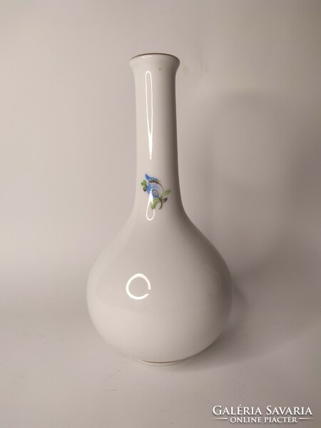 Herendi kisméretű festett porcelán váza virág mintával
