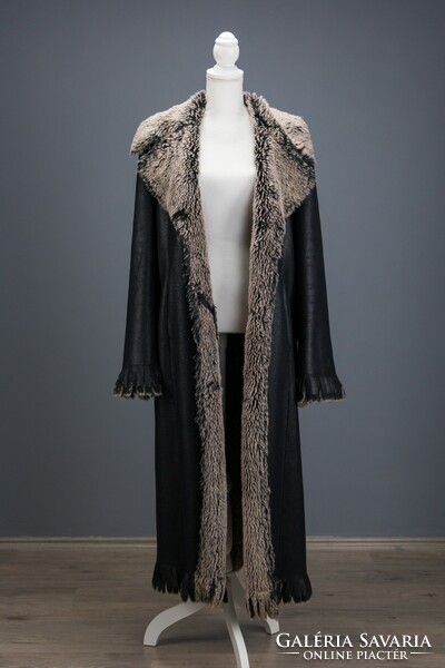 Gérard pasquier, women's long faux leather winter coat, size 44, like new.