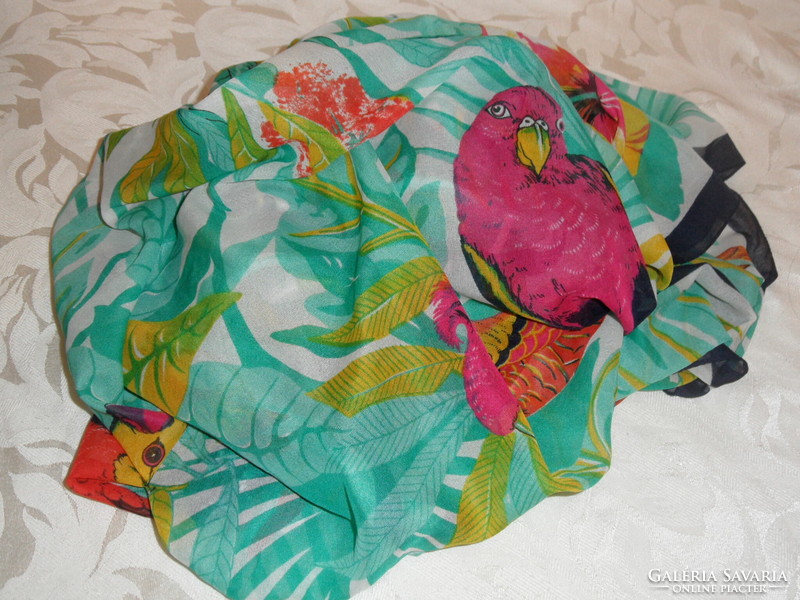 Hawaii papagáj mintás kendő, sál, strandkendő