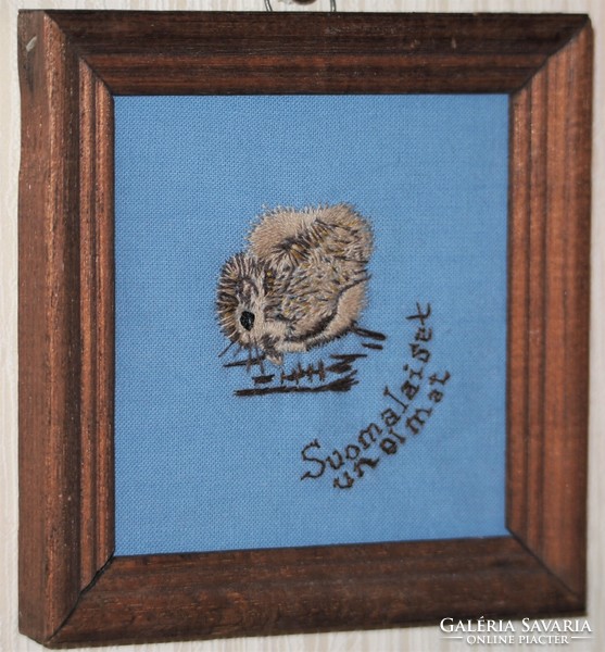 Russian Short-winged Squirrel. Freehand embroidery with 1 sewing thread. 3 X 3 cm