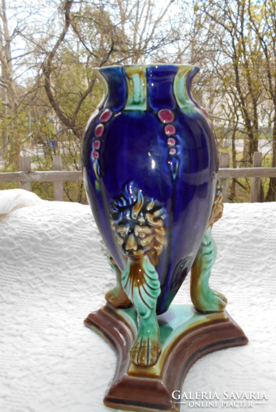 Secession majolica vase with three lion figures on the side, 23 cm