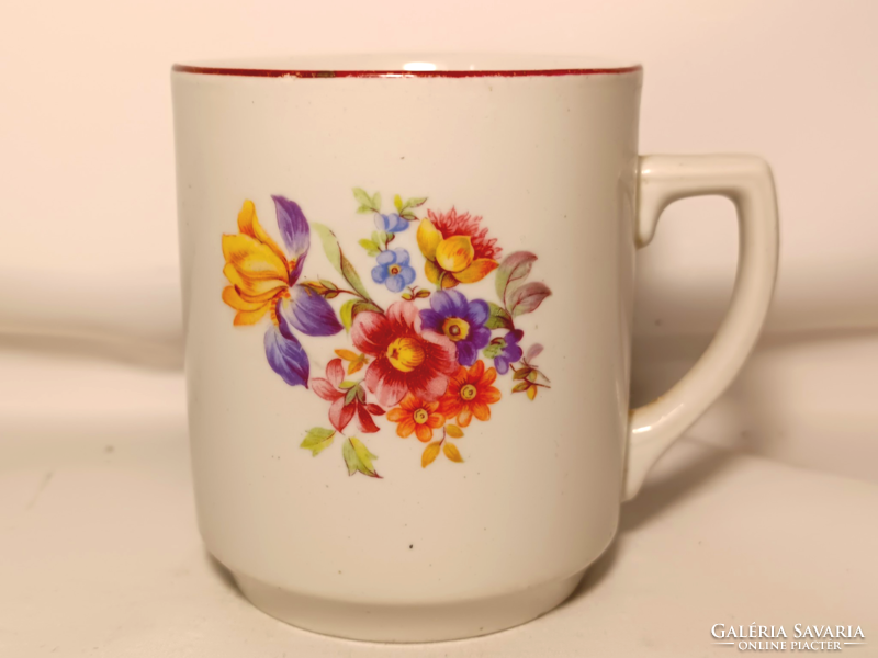 Kispest porcelain mug