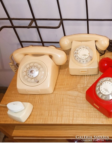 Retro butter dial phone