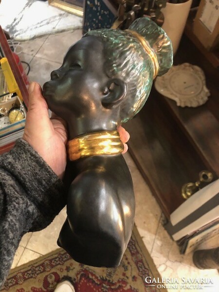 Art deco beautiful negro girl head, African woman, bust. 24 cm. In perfect condition!
