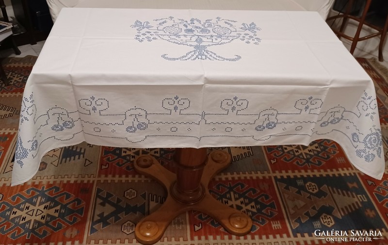 Vintage cross-stitch linen tablecloth in country style (with fruit basket)