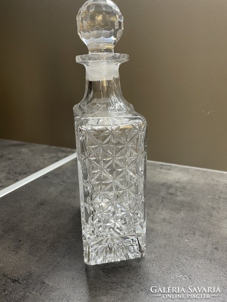 Crystal whiskey glass with pouring stopper