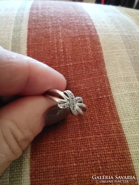 Zirconia stone silver ring