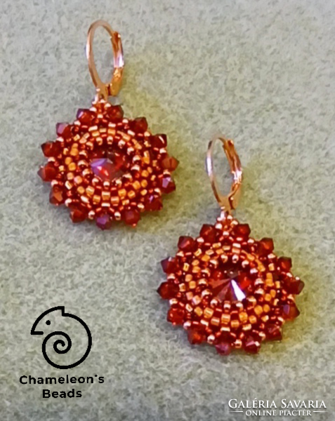 "Garnet and Gold Mandala Beading Earrings" Swarovski kristályos arany-vörös gyöngyfűzött fülbevaló