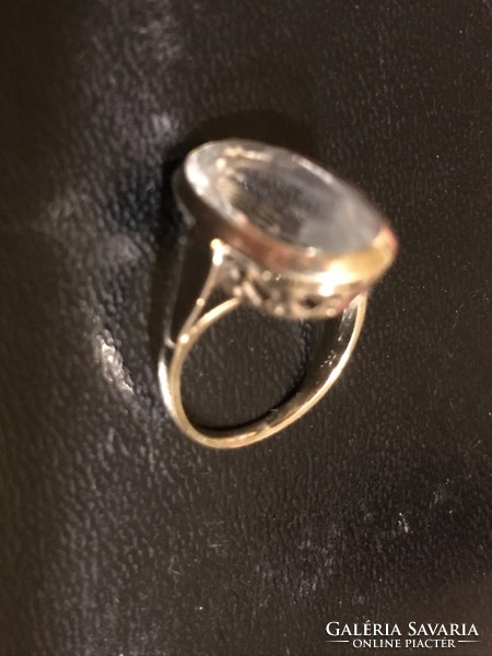 Antique yellow gold ring with aquamarine stone