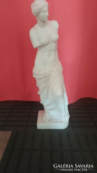 Márvány milói Venusz szobor eladó.