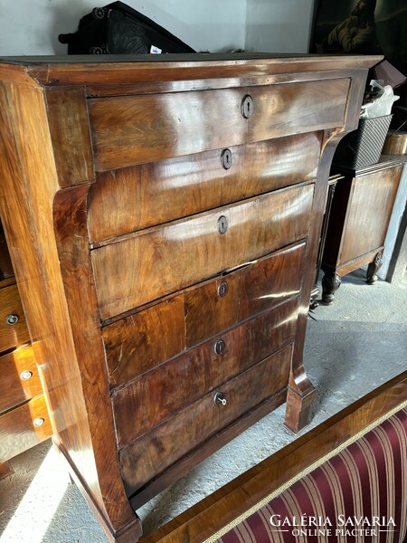 Art deco black dresser