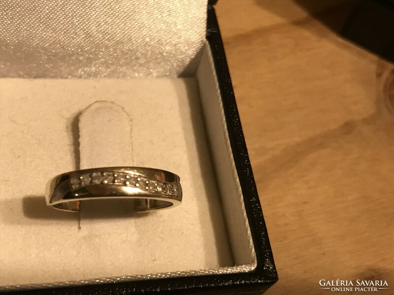 White gold ring with tiny diamonds