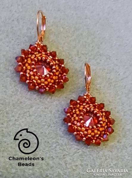 "Garnet and Gold Mandala Beading Earrings" Swarovski kristályos arany-vörös gyöngyfűzött fülbevaló