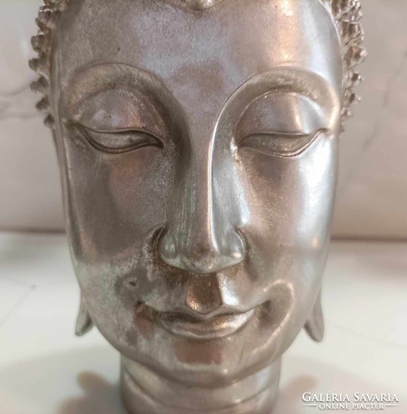Buddha fej, ezüst színű