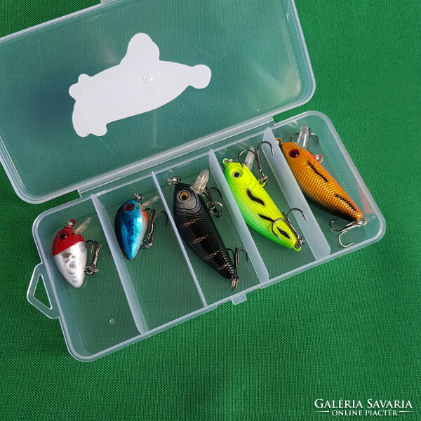New 5-piece small wobbler fishing bait set in box - 30.