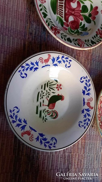 4 pieces of traditional hard earthenware plates