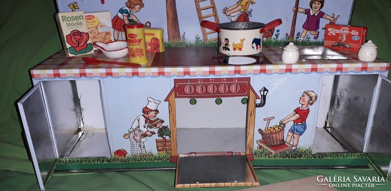 Retro metal plate German sheet metal baby kitchen box with accessories 33x40x15cm as shown in the pictures