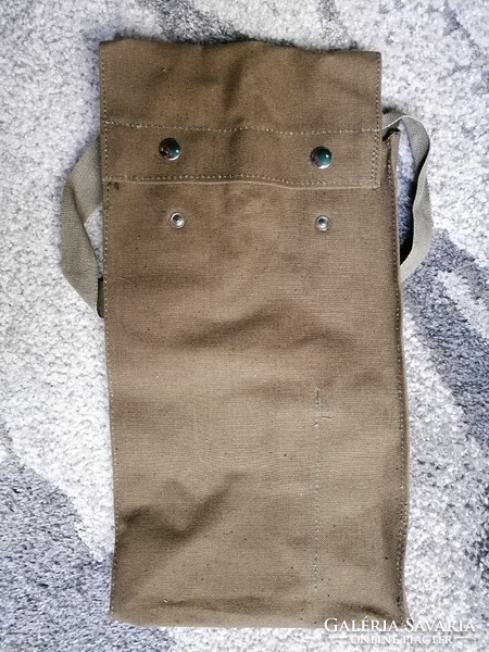 Hungarian People's Army (non) military satchel/gas mask bag