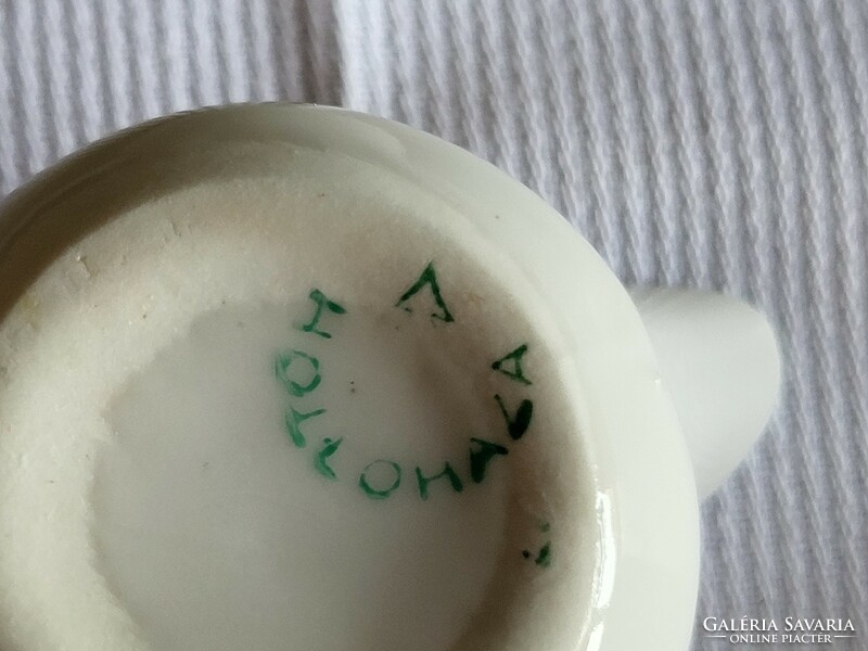 Hollóházi porcelán_mini tejszínes kancsók