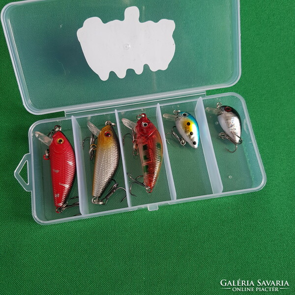 New 5-piece small wobbler fishing bait set in box - 29.