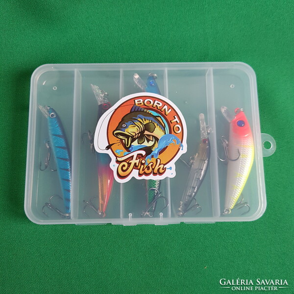 New 5-piece wobbler fishing bait set in box - 7.