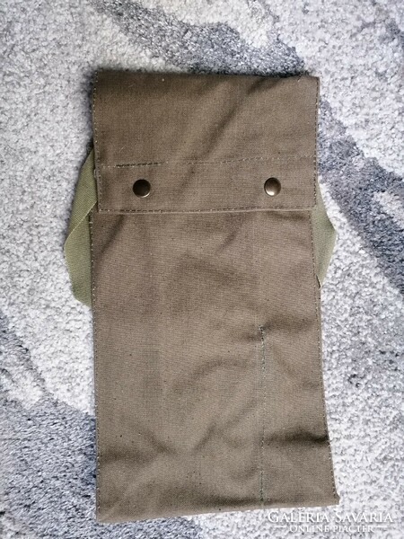 Hungarian People's Army (non) military satchel/gas mask bag