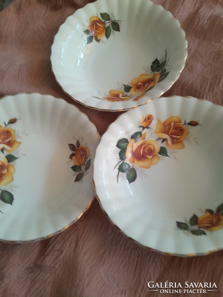 Royal English collectors yellow bowl with roses
