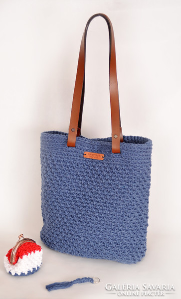 Kék színű táska