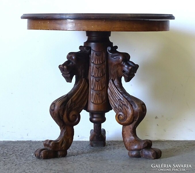 1Q155 antique carved coffee table with lion legs