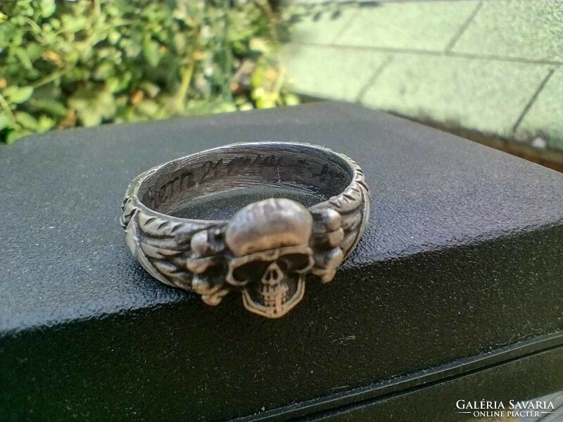Ss totenkopfring geldern 1944 ring of honor loyalty ring