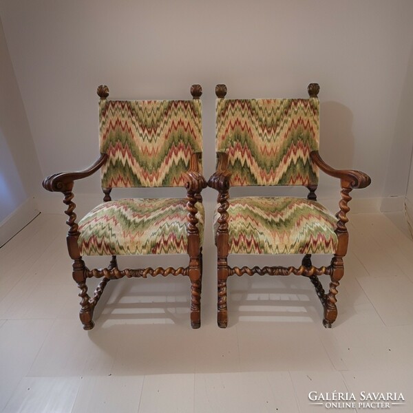 Beautiful antique single/pair armchair