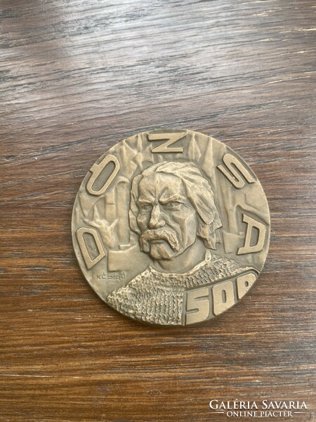 Commemorative medal of the painter Zoltán Dozsa