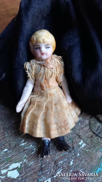 Old porcelain wired toy doll 7.6cm