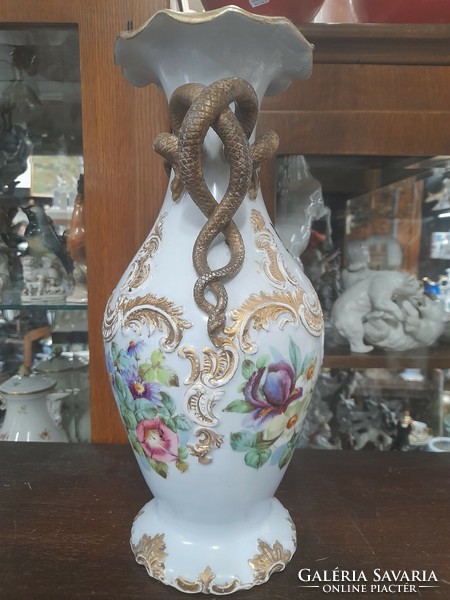 Alt wien austria fischer & mieg pirkenhammer 1853-1873, hand painted, floral, snake vase. 35.5 Cm.