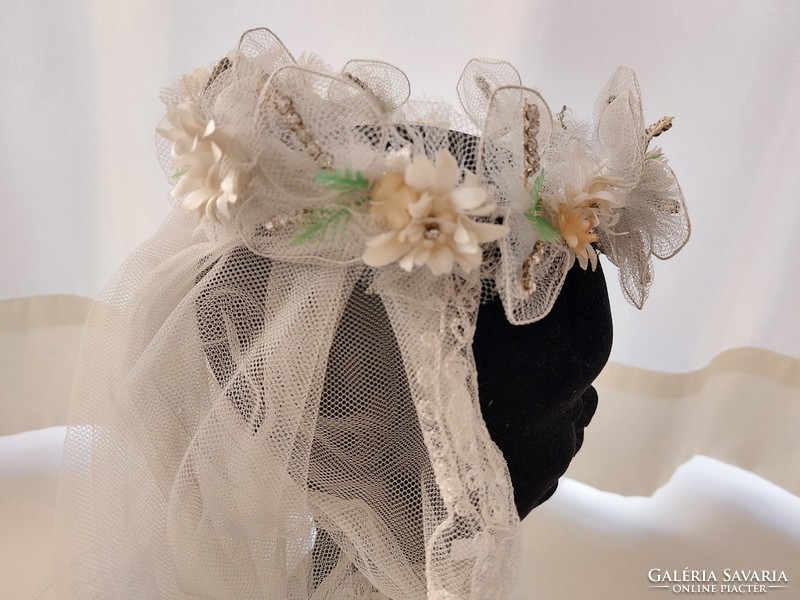Régi menyasszonyi fejdísz vintage esküvői koszorú fátyollal