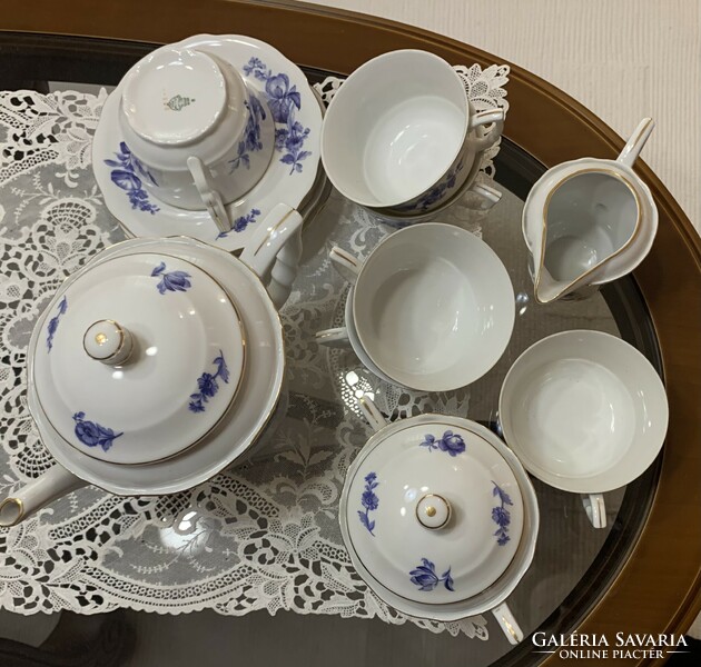 Zsolna tea set