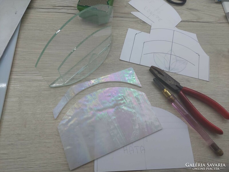 Irizáló díszüveg jegyzetpapír tartó