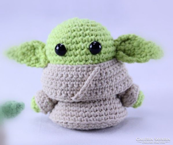Baby yoda - grogu crochet figure