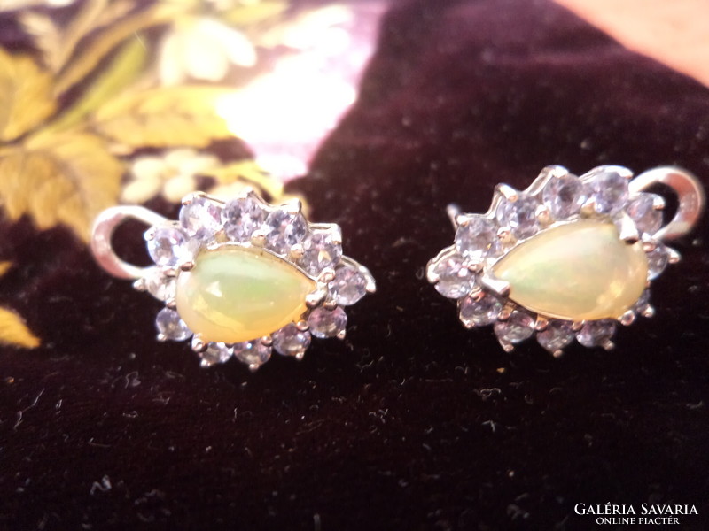 Ethiopian fire opal, 925 silver earrings